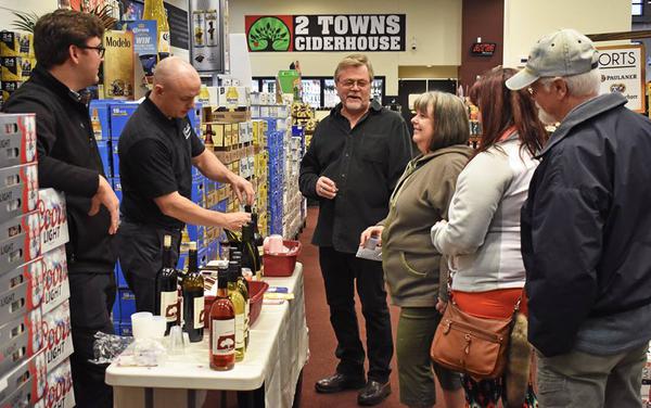 Image of Top Valu Liquor