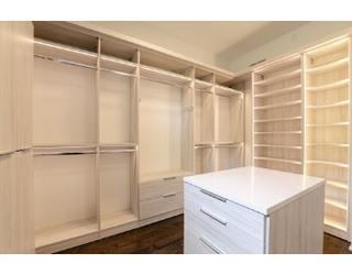 Image of Luxuria Closets