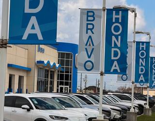 Used truck dealer