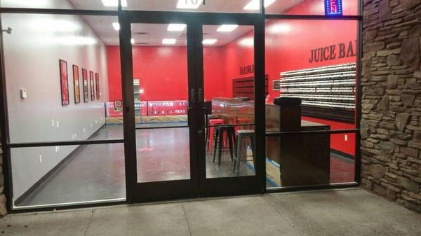Image of Red Star Vapor