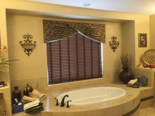 Image of Freida Ross Draperies, Blinds, and Shutters
