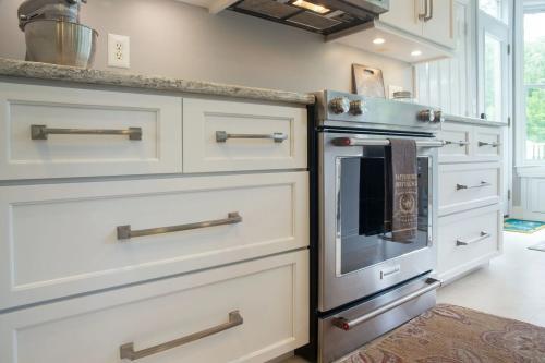 Image of Classic Cabinets & Remodeling