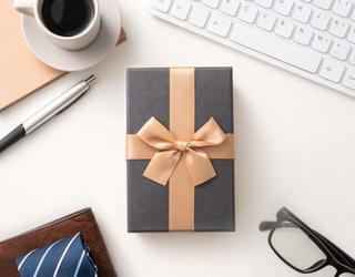 Explore premium corporate gifts that impress — customizable, hig