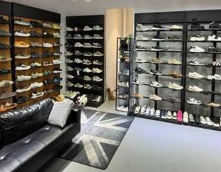 Slika mesta Zoriko - Muške patike