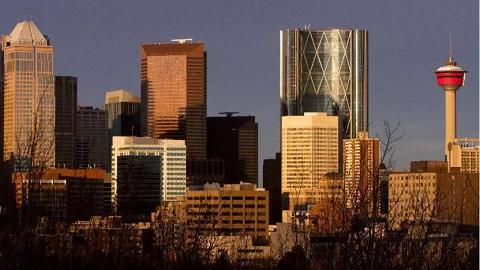 Image of Calgary Herald // open remotely
