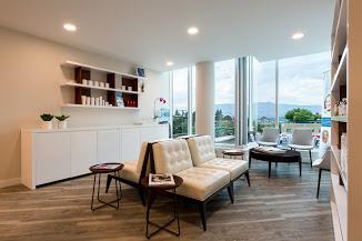 Image de 8 West Cosmetic Surgery & Skin Clinic