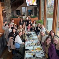 Image of Wine and Wander LLC.