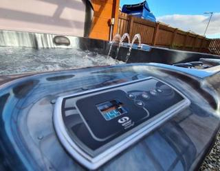 Image of Eden Hot Tubs & Swim Spa Centre