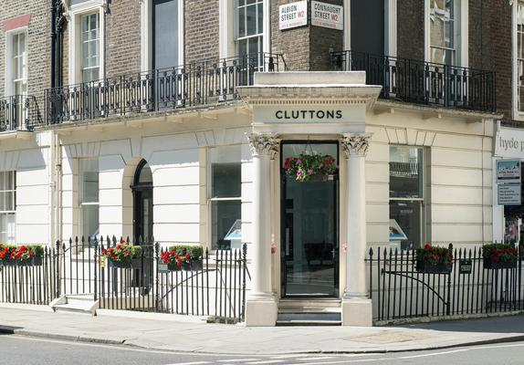 Image of Cluttons