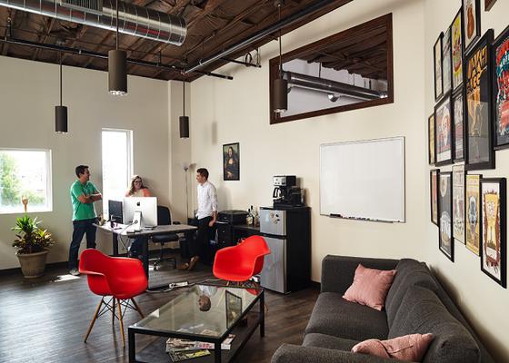 Center 615 Office