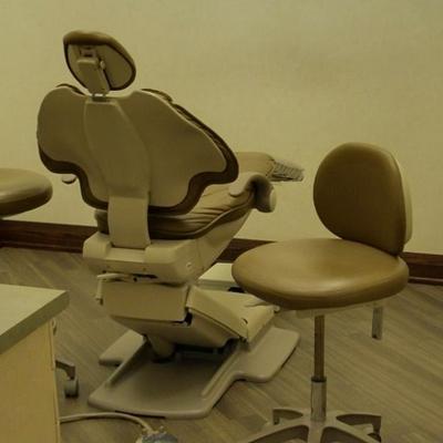 Dental chair at Dr. Gold's Source Dental Oshawa, ON L1J 2K5