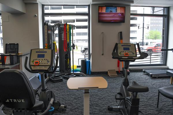 Image of SportsMed Physical Therapy - Newark NJ