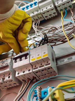 Image of Yellow Electrician