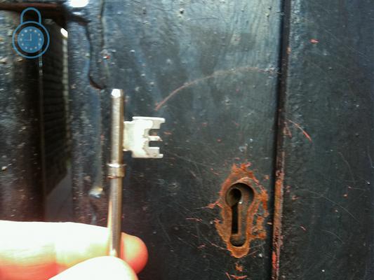 emergency locksmith barnet