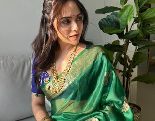 Dark Green Banarasi Handloom Kora Silk Saree