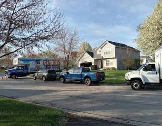 Image of Fly Guy Moving Elmhurst