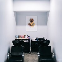 Image of Tommy Two Blades Barbershop