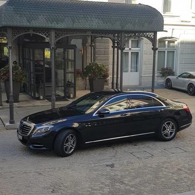 Hotel Transfer Service with VIP driver in Switzerland