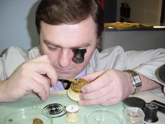 Master Watchmaker Mitchell Lodowski - 45 years of experience