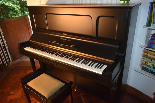 Afbeelding van Piano Industry