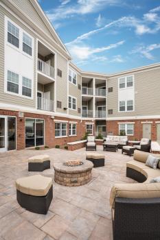 Image of Summit Court
