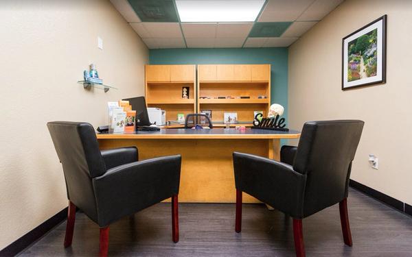 Image of Smile Dental Clinics