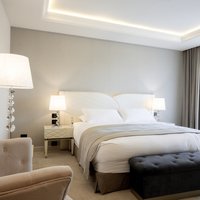 Imagine a Tresor Le Palais Timisoara, Curio Collection by Hilton