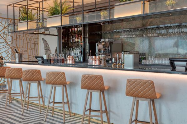 Halo Bar & Restaurant
