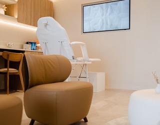Image of Sleek Teeth Whitening