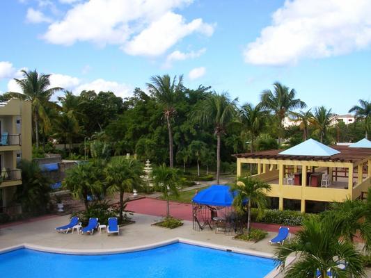 Imagen de The Garden Condos 
