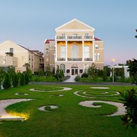 Imagine a Tresor Le Palais Timisoara, Curio Collection by Hilton