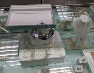 Image of Bomi Jewelers