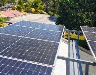 Solis Green Energy Solutions के चित्र