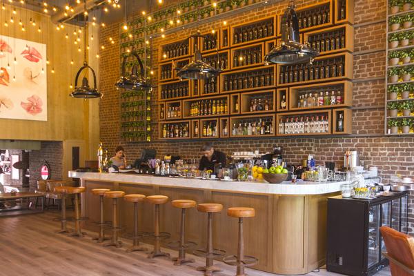Bar
