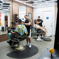 Image of Tommy Two Blades Barbershop