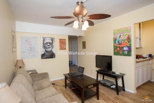 Image of Envoy Apartments West Campus