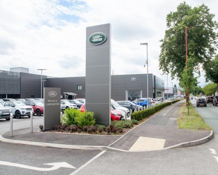 Lancaster Land Rover Birmingham North | 0121 418 4724 | Birmingham