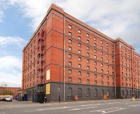 Image of Safestore Self Storage Bristol Ashton Gate