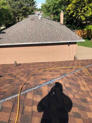 Image de Best Roofing Toronto Services by Universal Roofs Inc