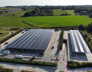 Large solar carport by Ministry of Solar