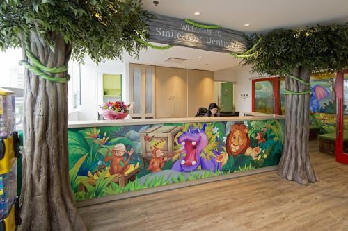 Image de SmileTown Dentistry Burnaby