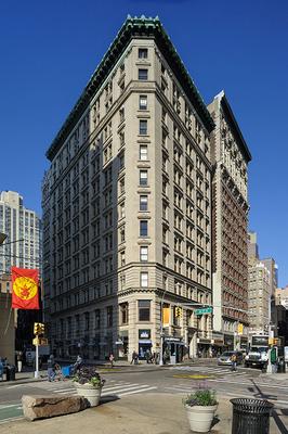 Office and retail space for rent with shared conference rooms an