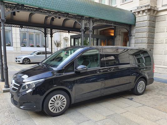 VIP Hotel Transfer Service in Switzerland at Hotel Kronenhof