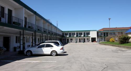Image of Sunrise Inn