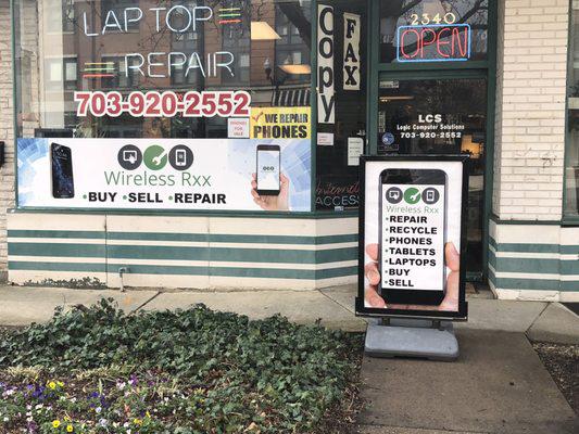 Wireless Rxx cracked screen repair and replacement shop